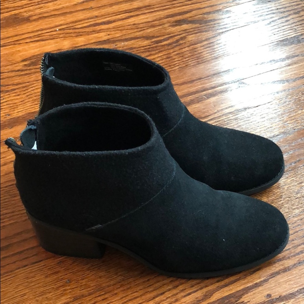 Tom’s Booties